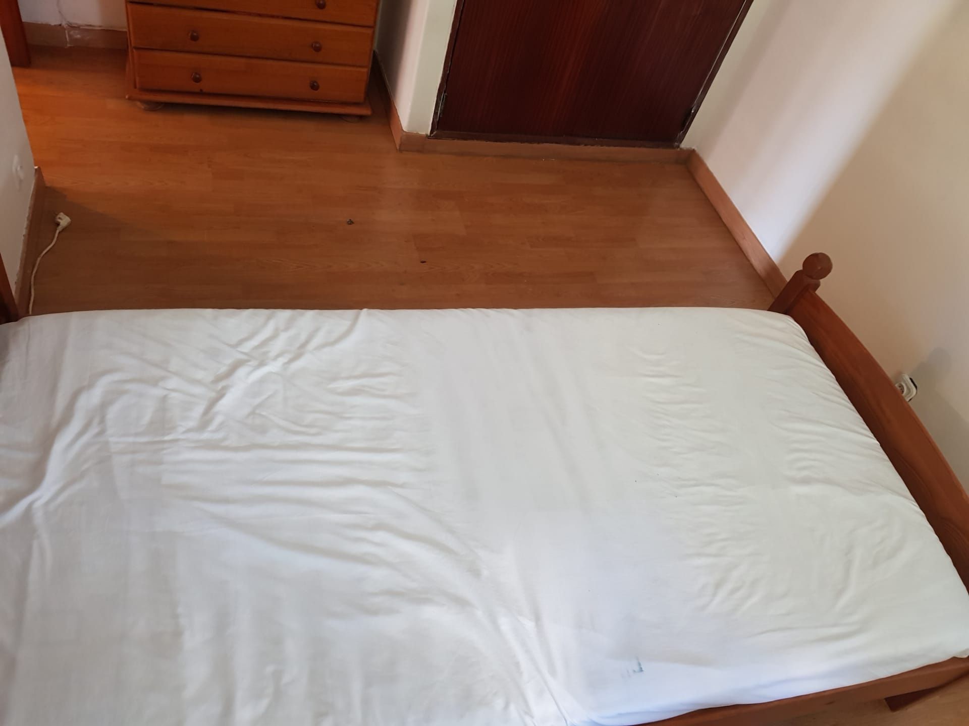 Cama 90x190 solteiro pinho mel