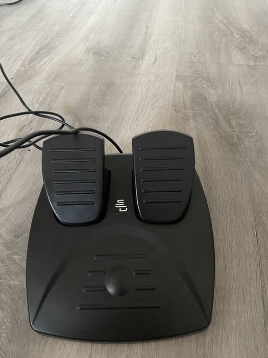 Volante com pedais Ps4