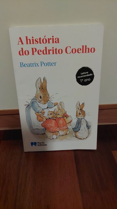 Livro "A história do Pedrito Coelho"
de Beatrix Potter