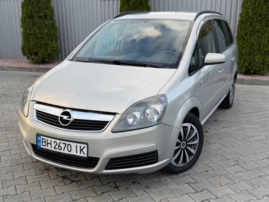 Opel Zafira. 2006г. 1.9д