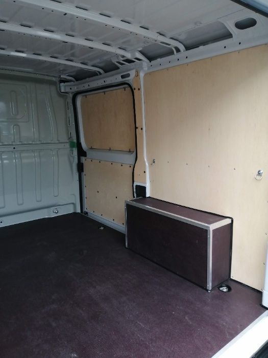 Peugeot Boxer L2H2 Profesjonalna zabudowa auta dostawczego
