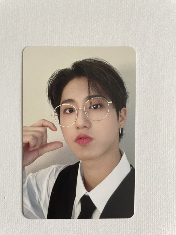 Han photocard Nacific SKZ in the black