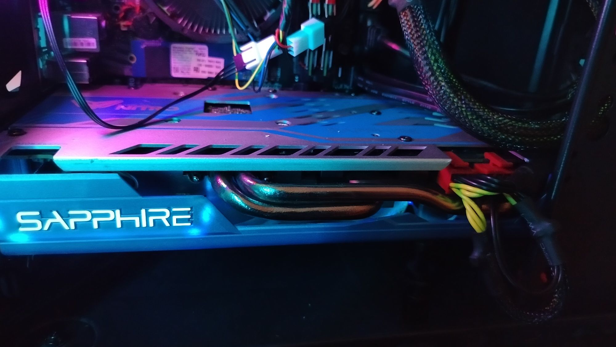 Komputer gamingowy Intel core i3 16gb rx 580 8gb