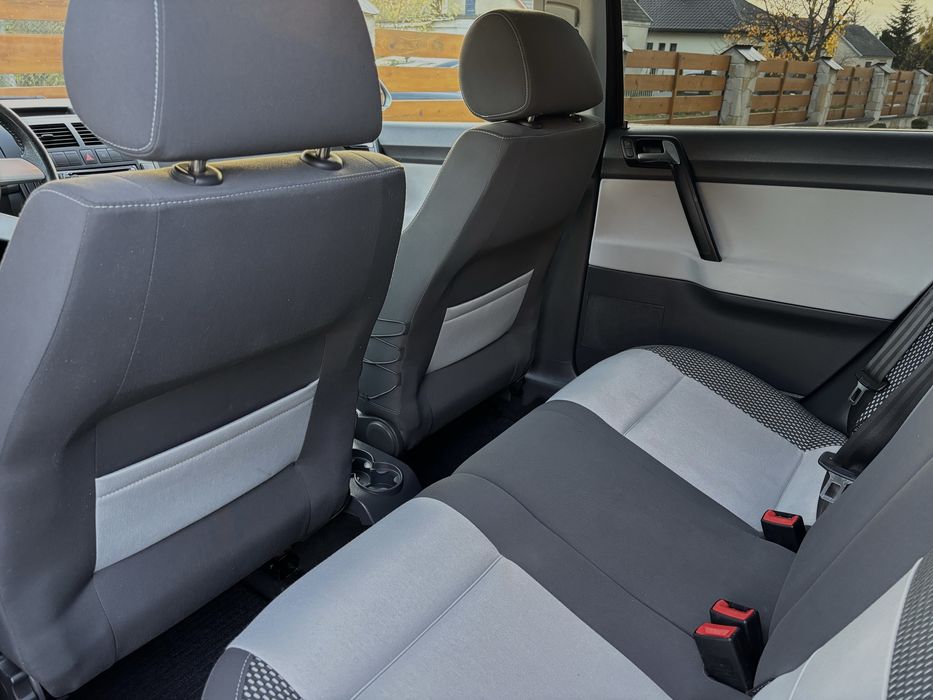 | Volkswagen Polo Cross | 2009 1.4 MPI | Niski Przebieg | Oryginał |