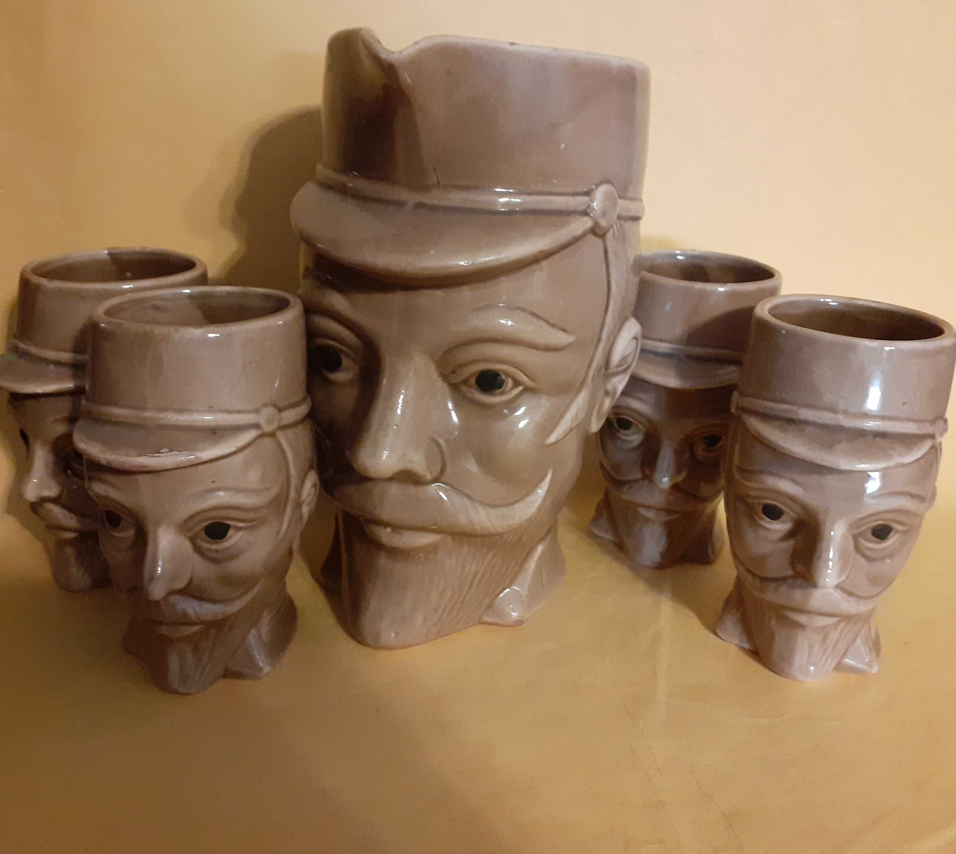 Canjirão e canecas