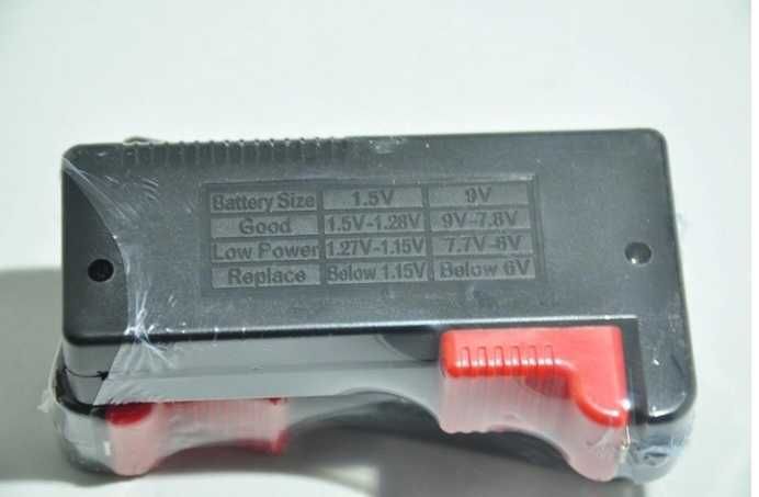 Універсальний аналоговий тестер заряду батарей AA, AAA, Крона BT-168