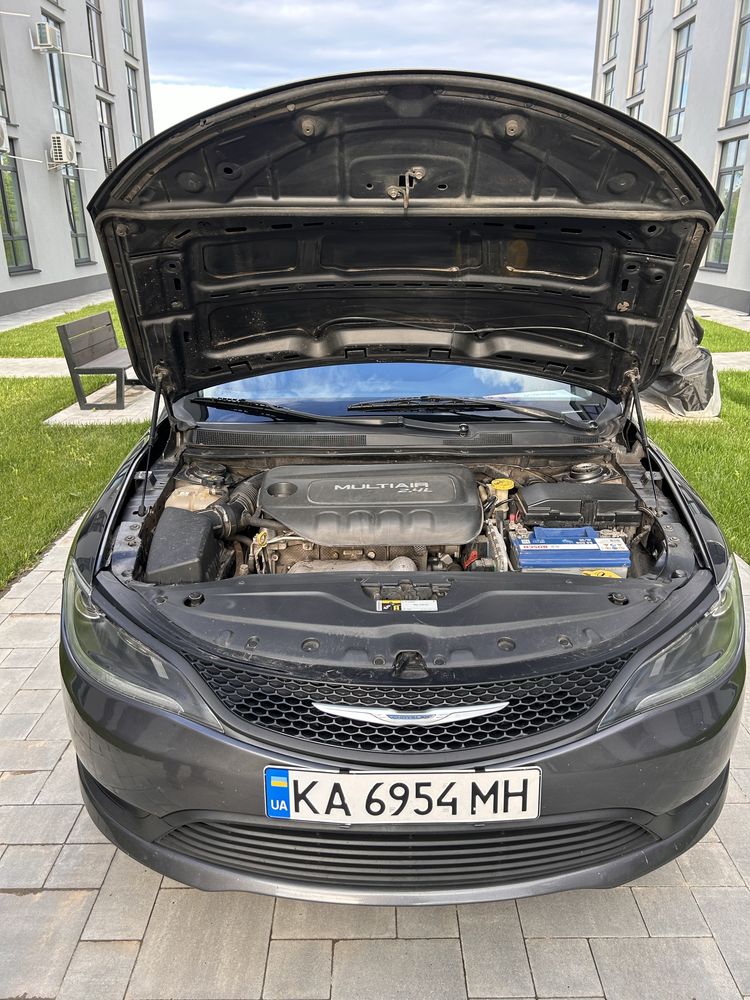 Chrysler 200 2.4 AT, 2016