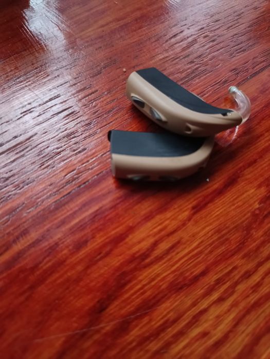 Продам б/у вушні апарати в відмінному стані