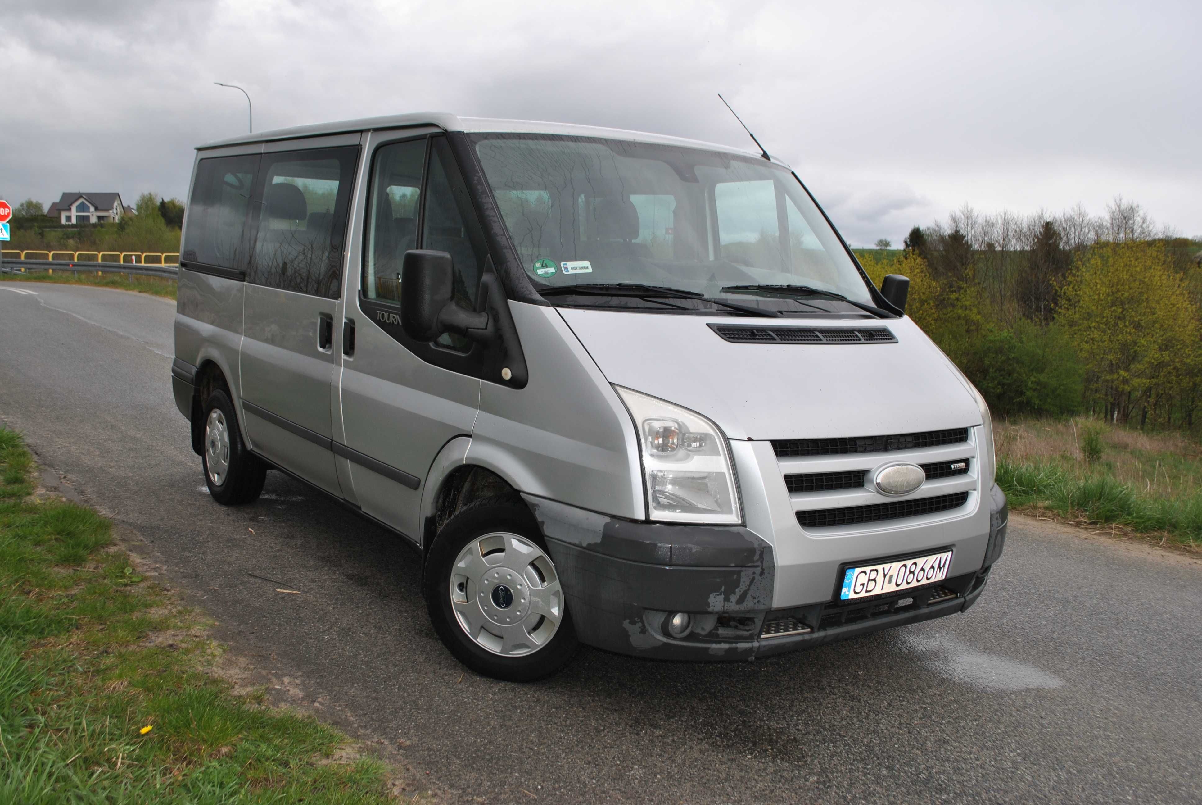 ford transit tourneo 2,2d 2009r 9osobowy klima super stan