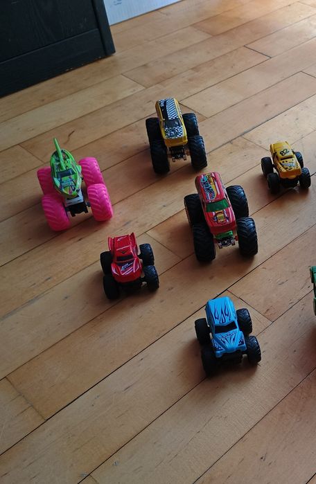 Samochody komplet dla dzieci