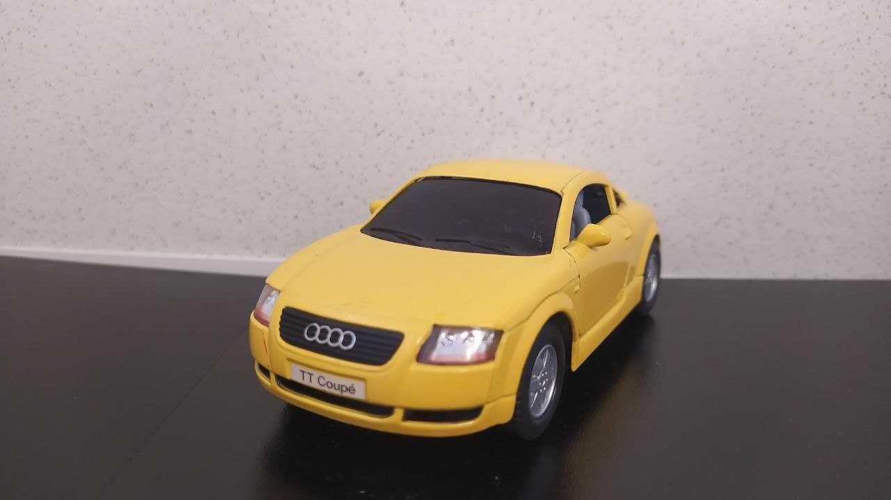 Іграшка Kinsmart Audi TT Coupe