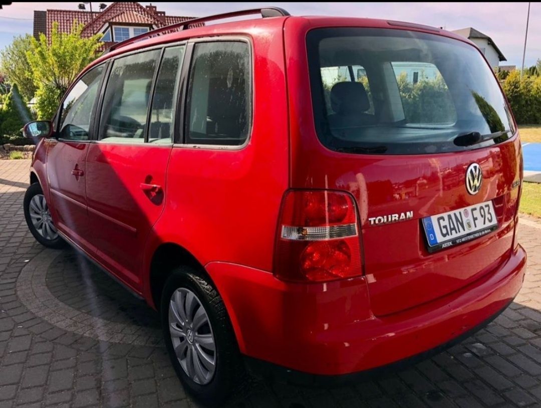 Volkswagen Touran,свіжопригнана