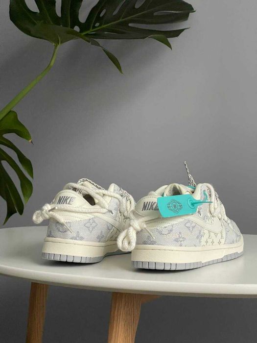 Кросівки Nike SB x Louis Vuitton White Grey найк данк луі віттон сірі