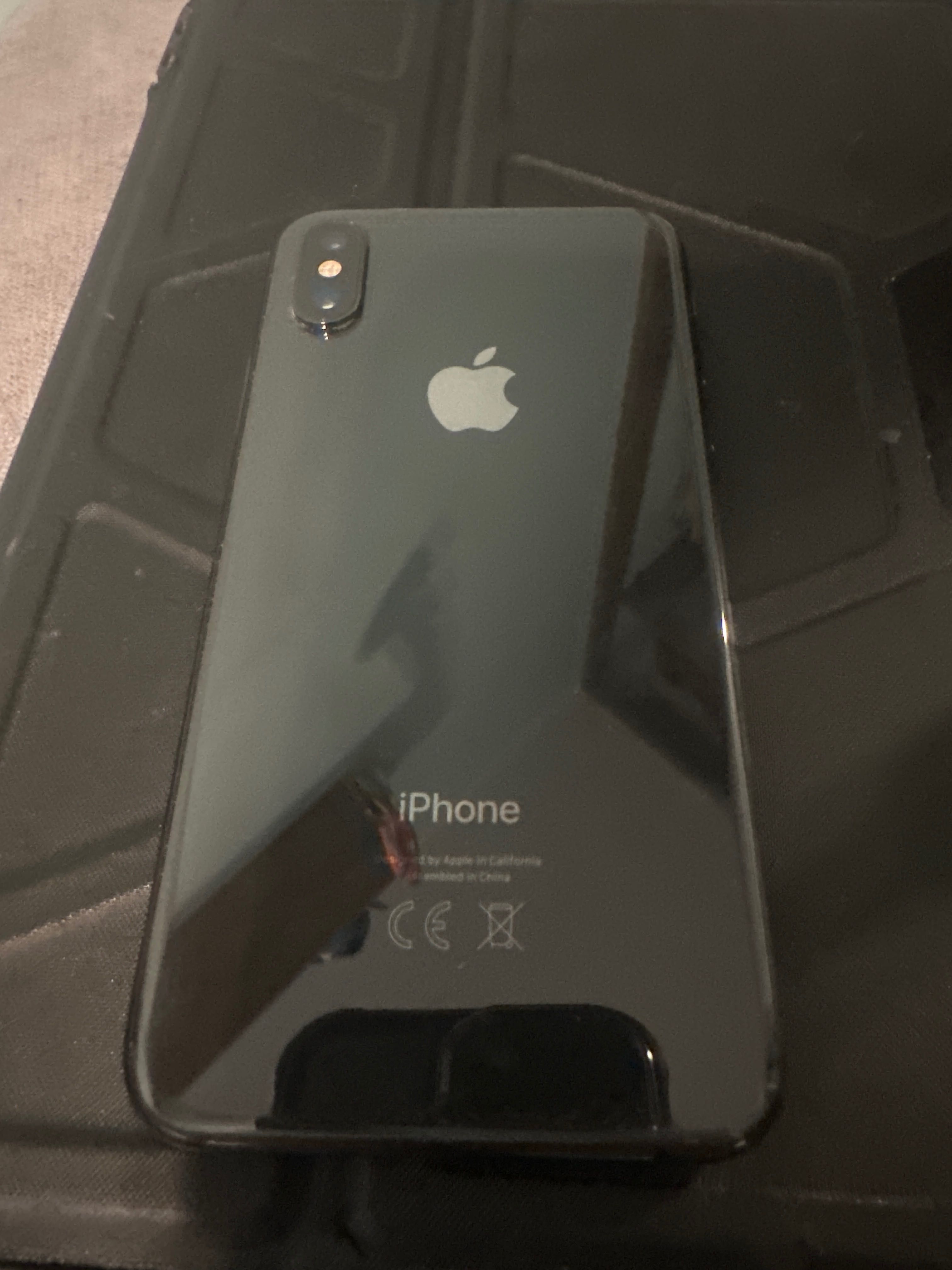 iPhone XS 256gb.