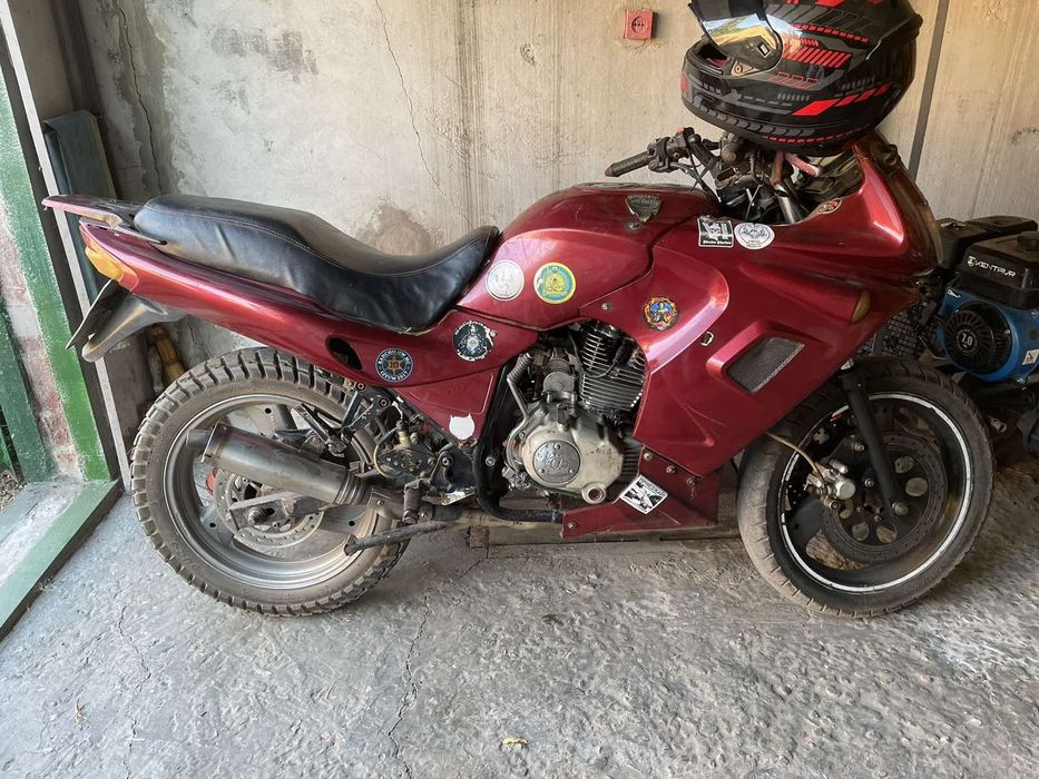 Продам мотоцикл ymasaki 250