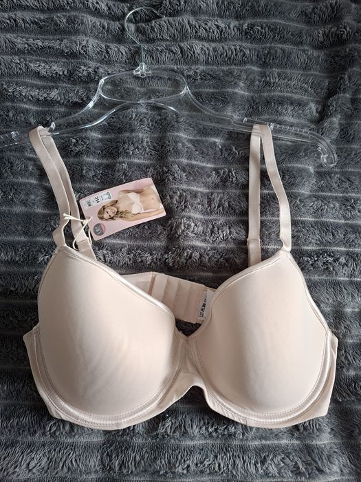 Nowe biustonosze 80D 85 D 80C