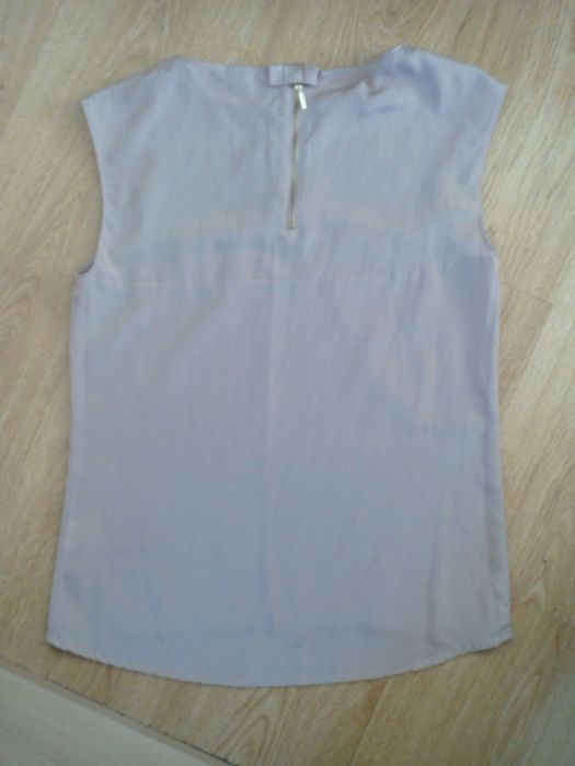 12. Bluzka/koszulka rozmiar S/M firmy H&M
