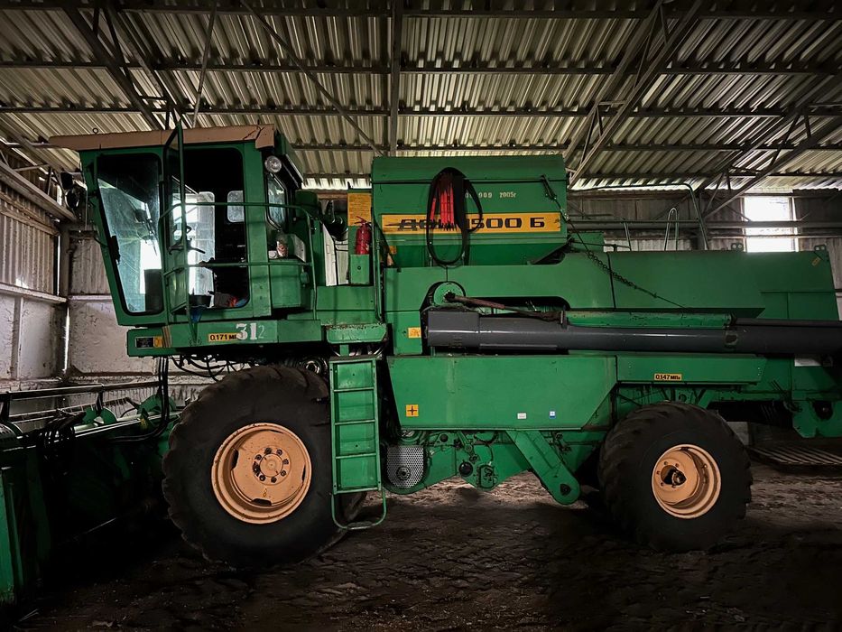 Комбайн Ростсельмаш Дон 1500Б