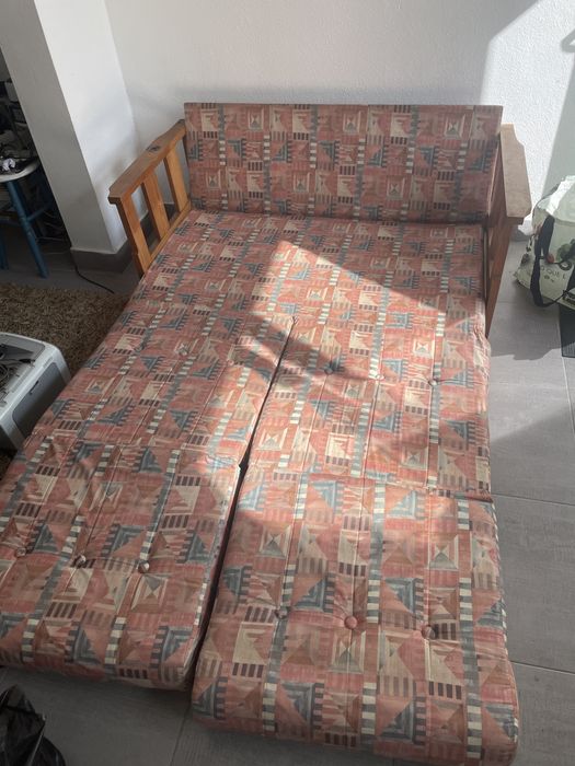 Sofá cama leve e barato