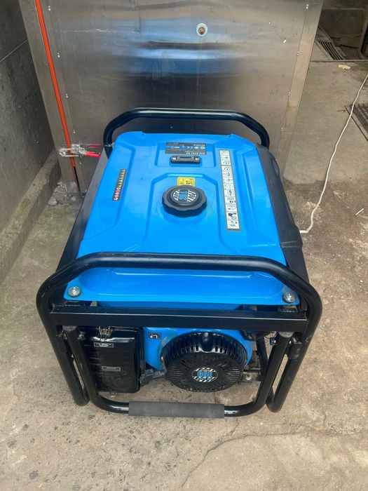 Бензиновий генератор Gude GSE 8701 RS(220-380)