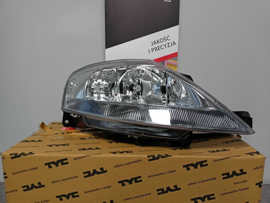 Citroen C3 1 02-09 Lampa/Reflektor przód prawy /H7+H1