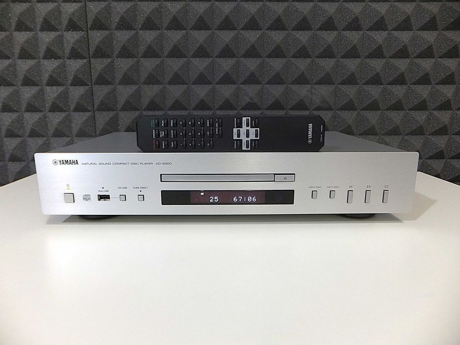 Klasowy odtwarzacz cd YAMAHA CD-S300 + pilot