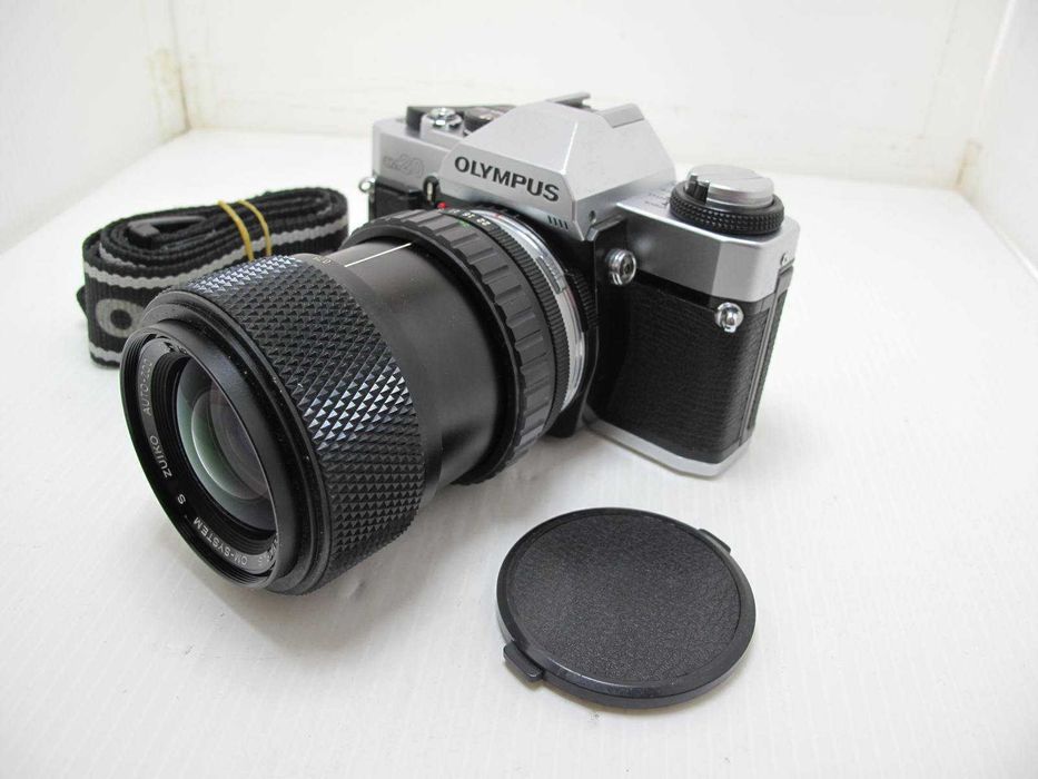 Olympus  OM 20 com Ojectiva OM Auto zoom 35 - 70