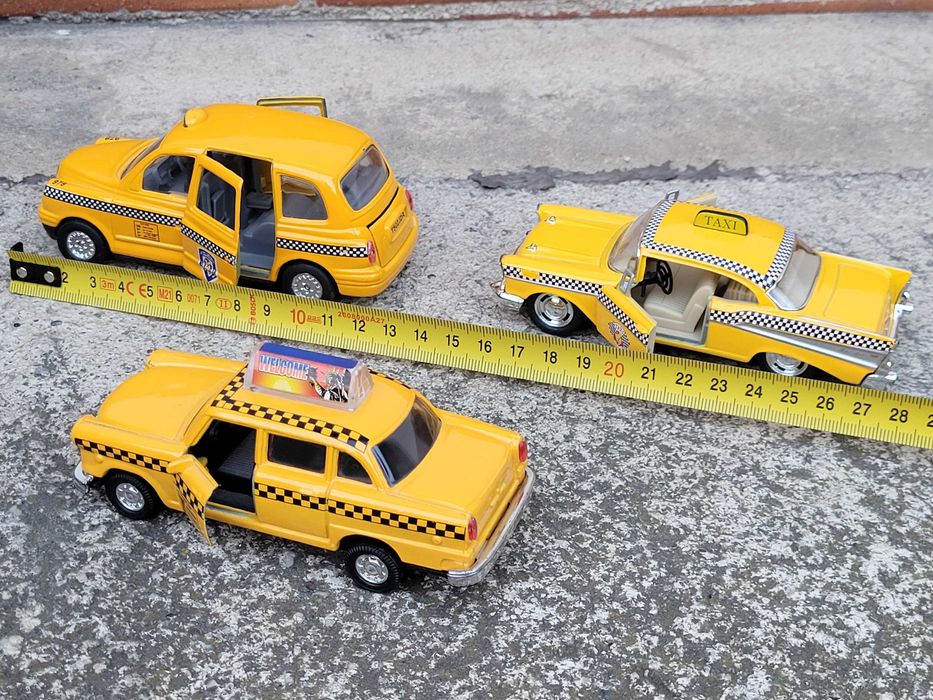 Kolekcja 1:40 Chevrolet Bel Air London Taxi 1:34 Zestaw