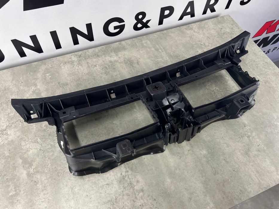 Повітропровід радіатора ( передній  верх ) - BMW X1 ( F48 / F49 )