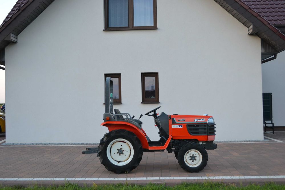 Traktorek japoński  Kubota Yanmar mini traktor japonski