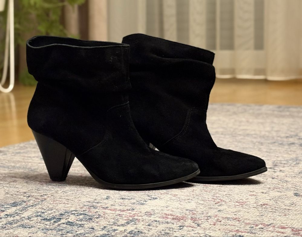 Botki zamszowe Lasocki
