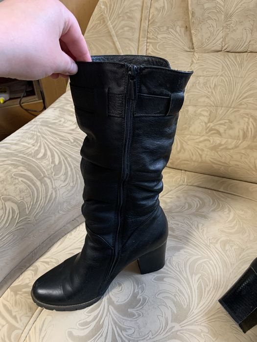 Зимові жіночі чоботи