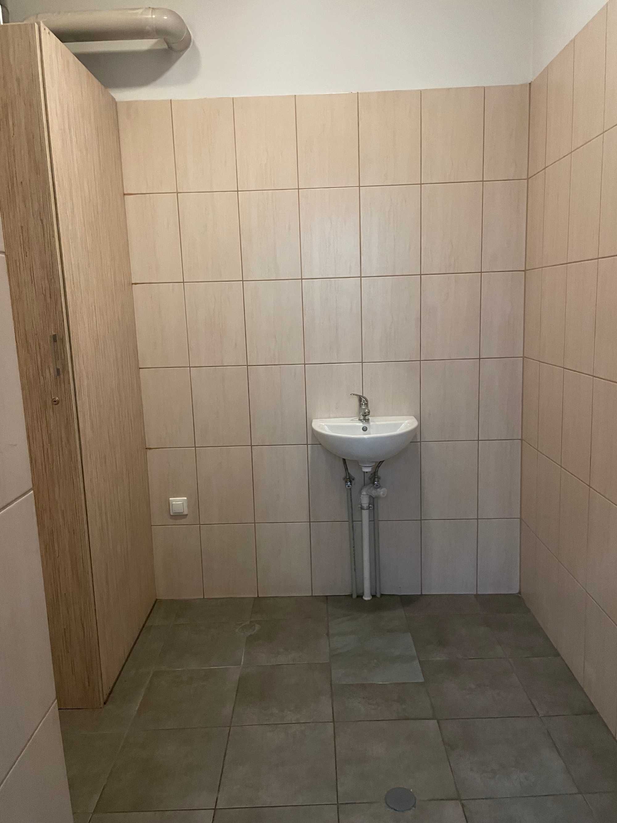 Wynajmę lokal usługowy na gabinety-Gniezno.