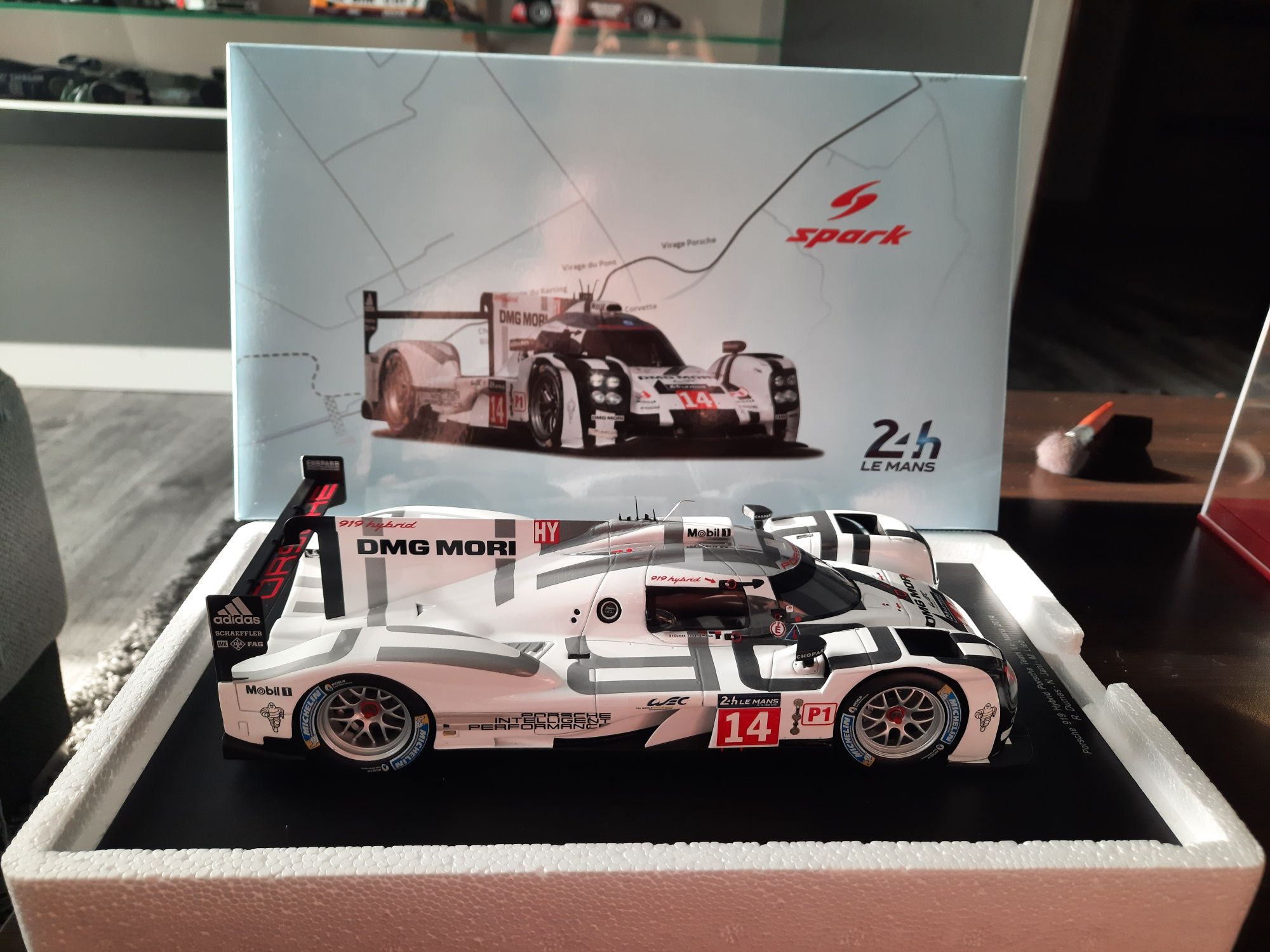 Spark Porsche 919 #14 LeMans 2014 1:18