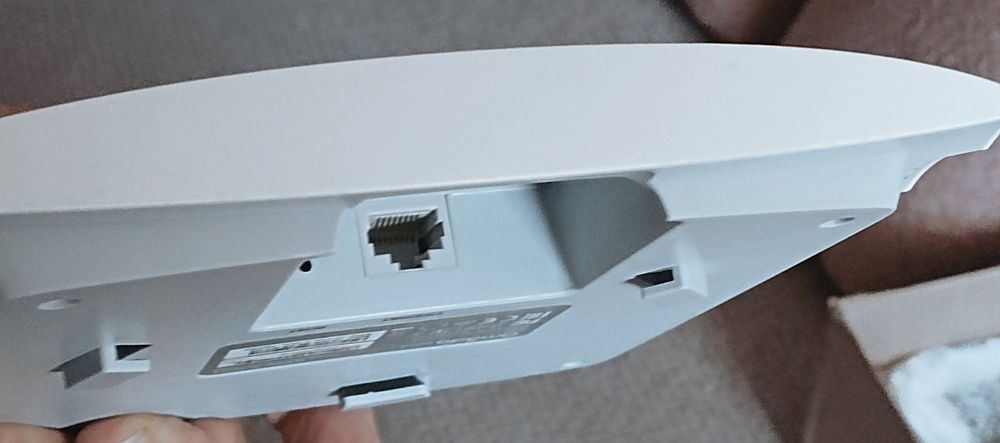 Точка доступу TP-LINK EAP110.