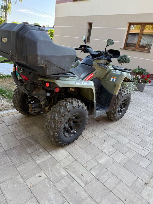 Can am outlander 570 .2017 rok