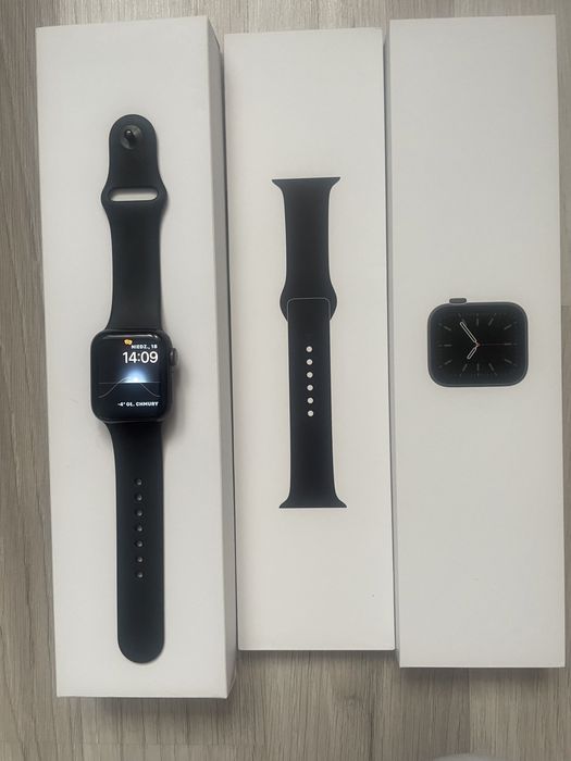 Apple Watch Series 6 40mm Space Gray aluminium Cellular