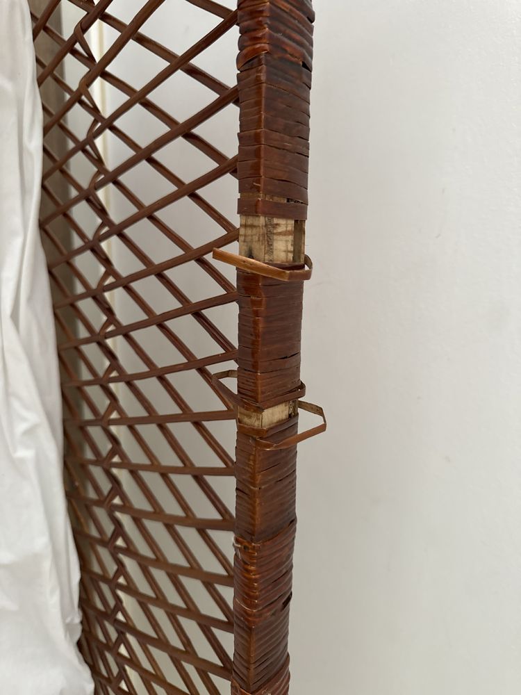 Berço de bébé antigo