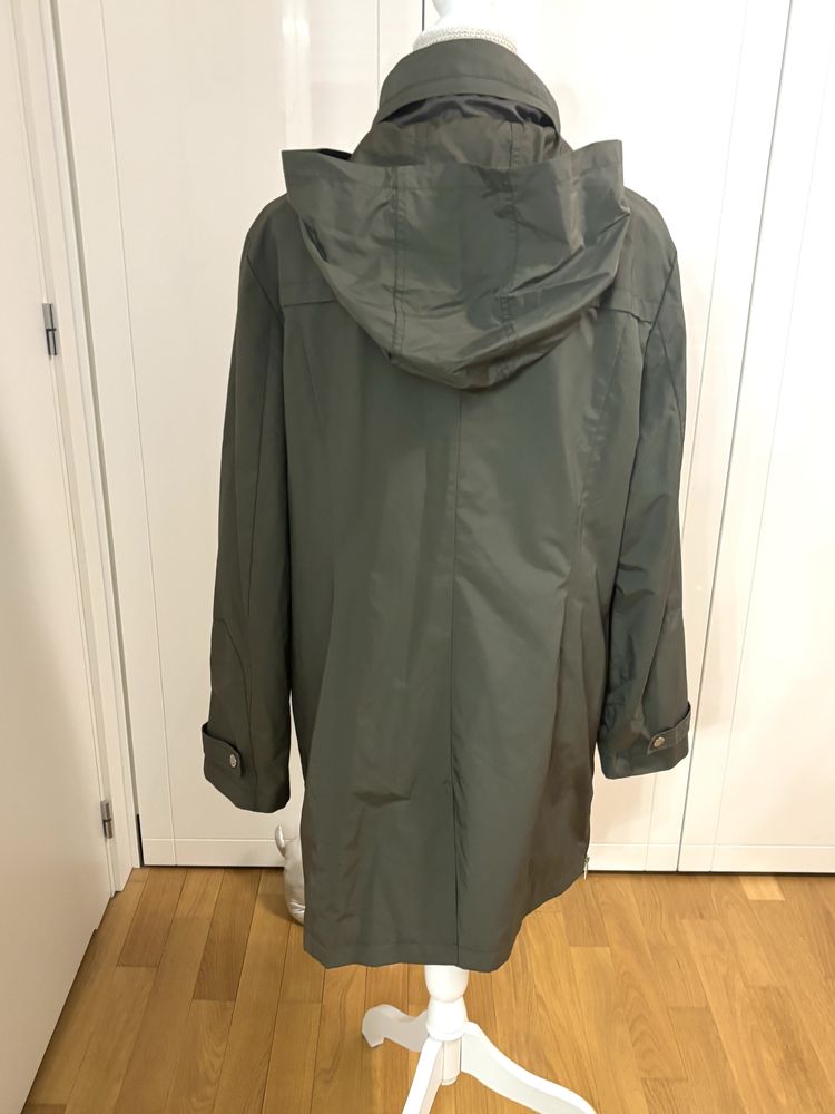 Kurtka z chowanym kapturem DKNY
