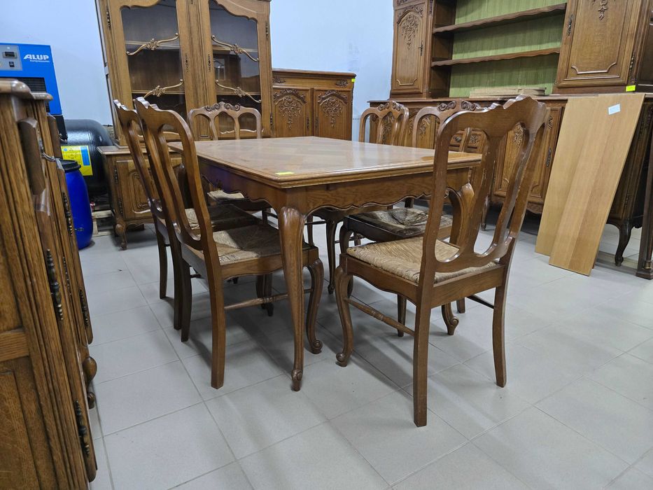 Stół z 6 krzesłami w stylu ludwikowskim. Transport cały kraj.