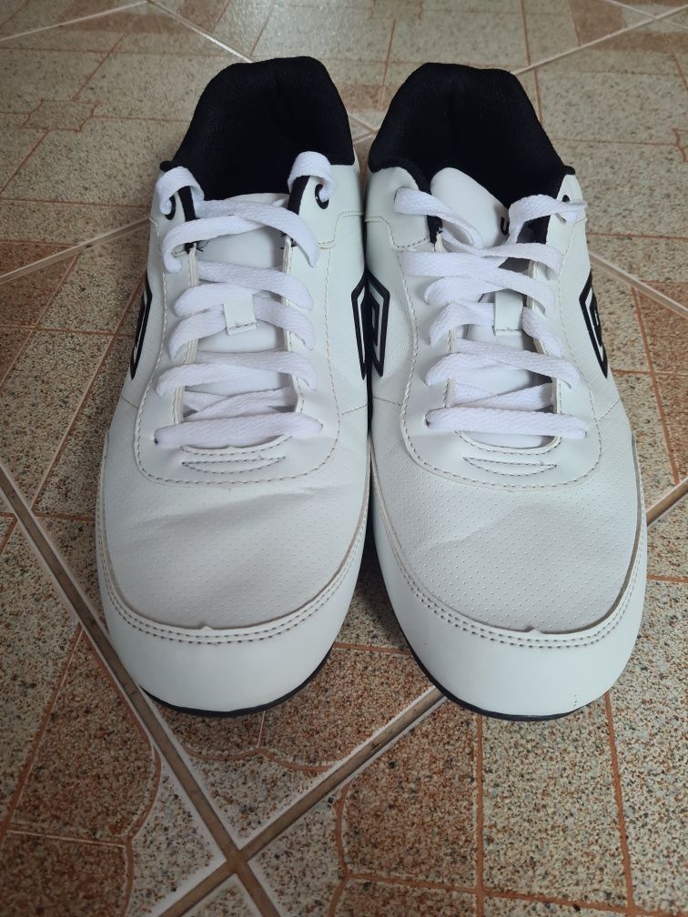 Buty adidasy Umbro 44 45