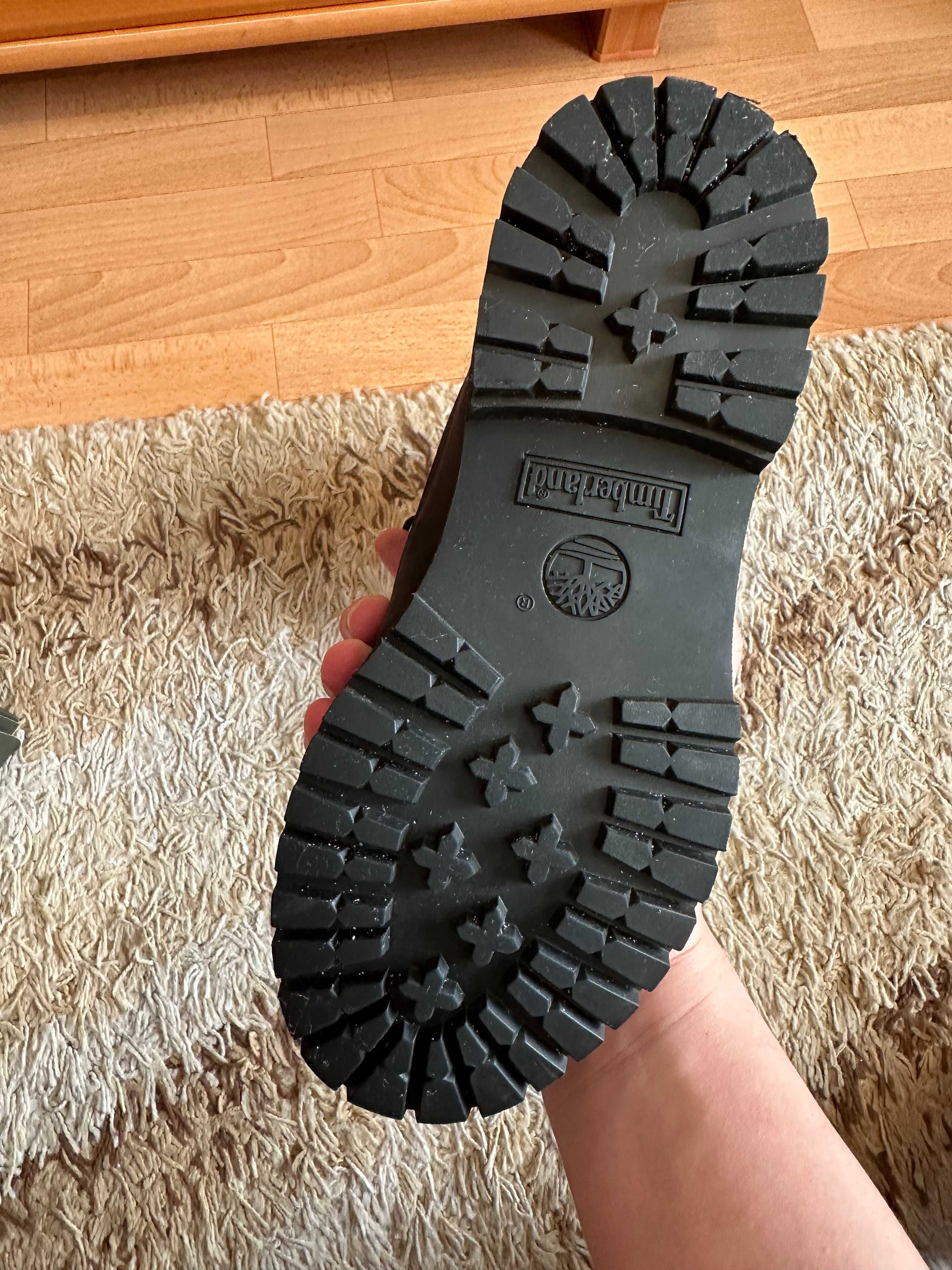 Продам жіночі черевики Timberland 6inch Premium EU- 39/US - 8 розміру
