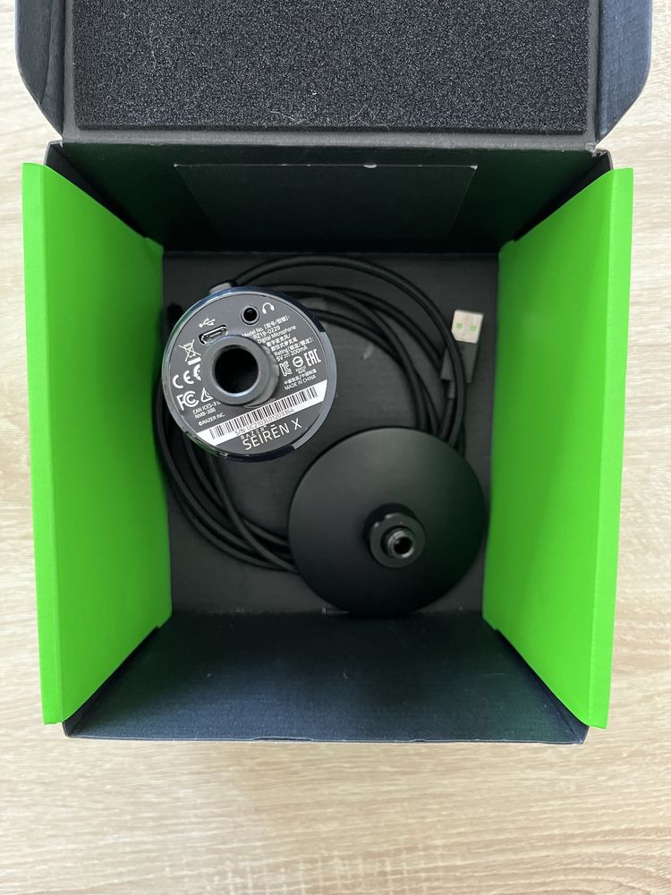 Microfone Razer Siren X