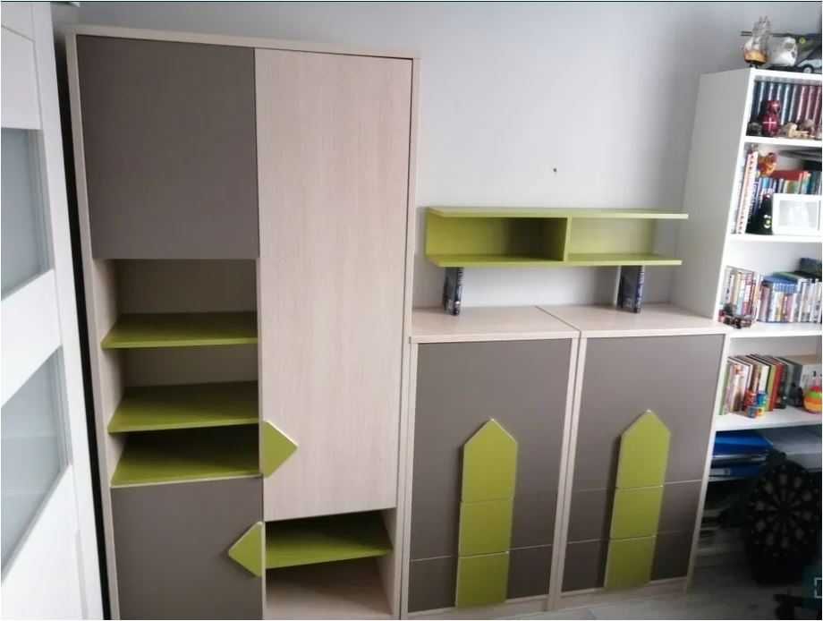 Meble komplet dziecięcy firmy BRW "Strzałka"