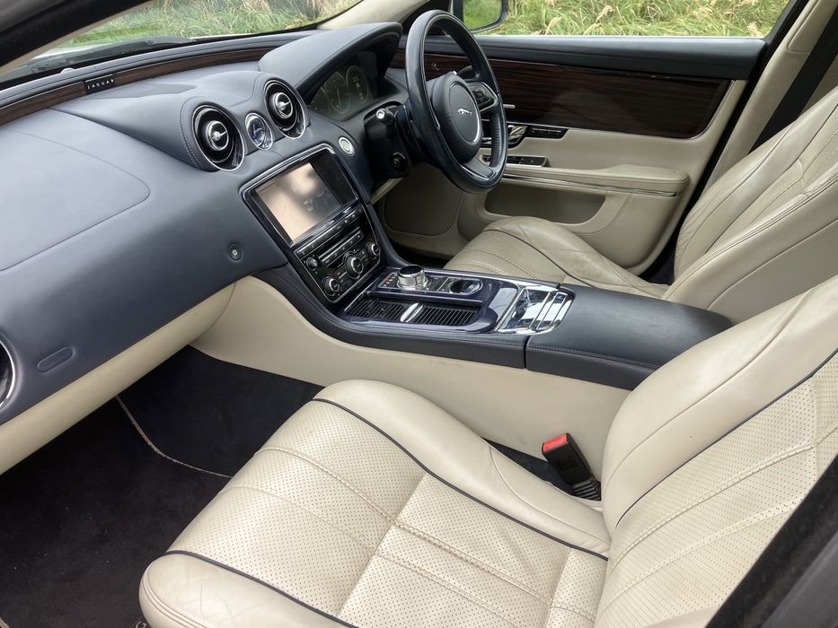 Jaguar XJ 3.0d  306DT  275KM  Anglik