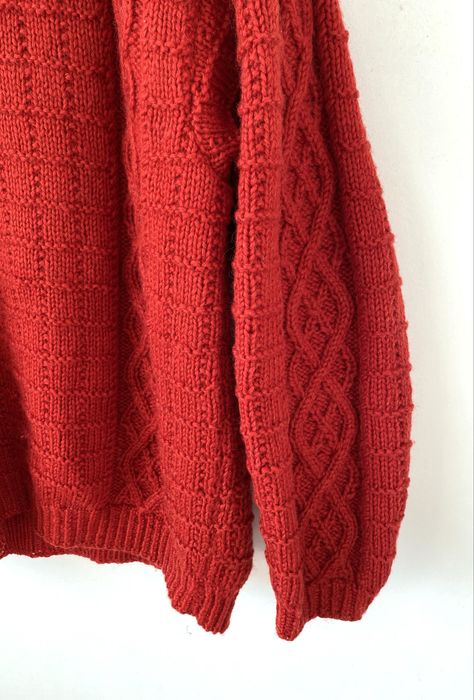 Wełniany czerwony sweter warkocz pleciony handmade oversize