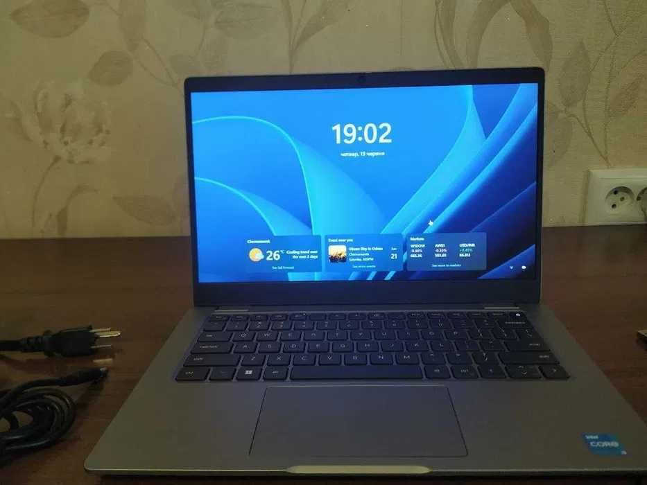 ноутбук DELL Latitude 3340 / 13.3 FULLHD IPS / i3 1315U / 8GB DDR5