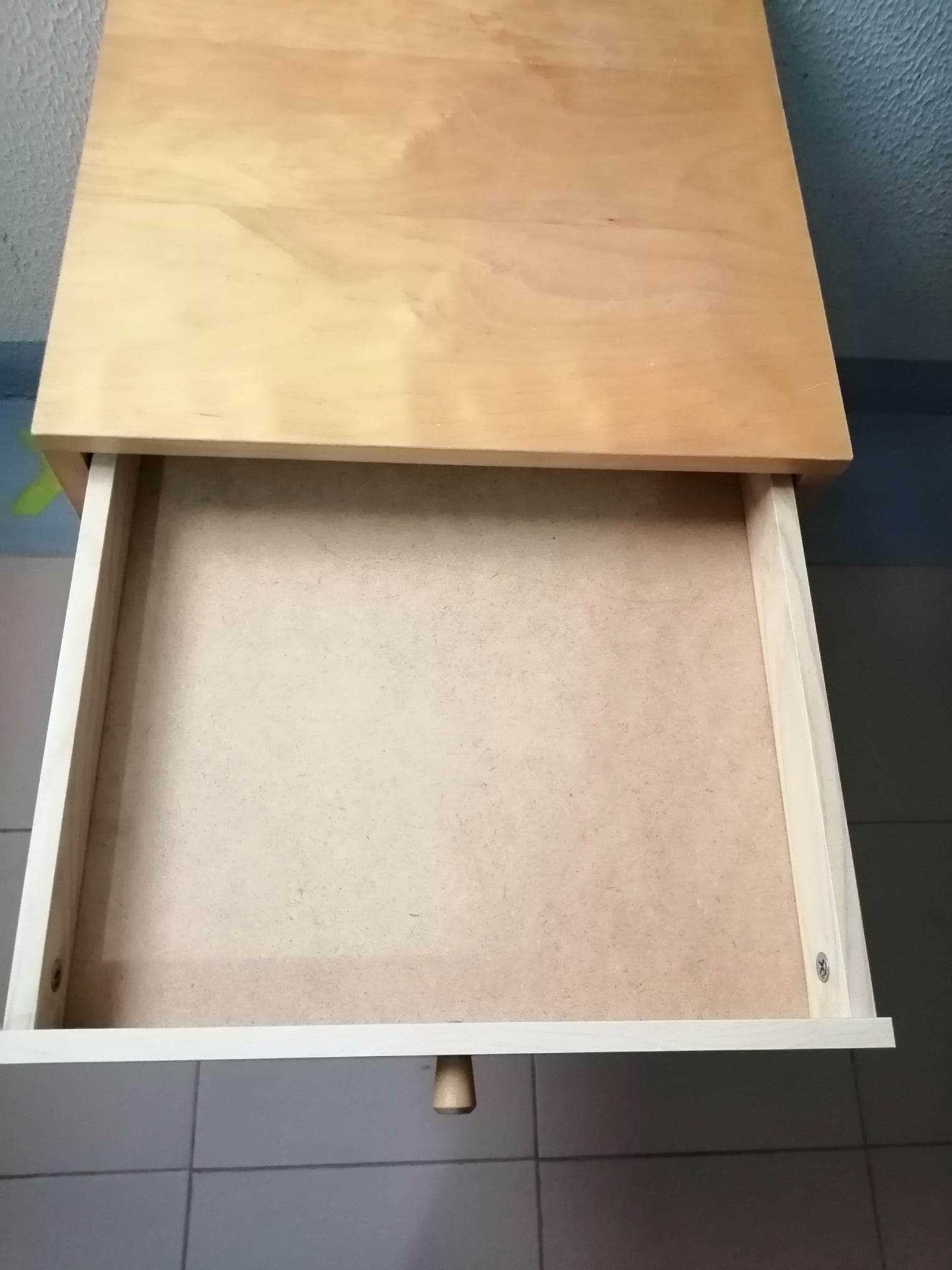 Mesa de Apoio / Side table