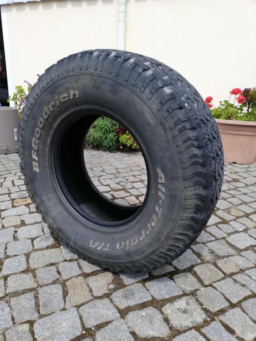 4x Pneus BF Goodrich all terrain 285 75 R16