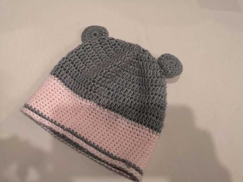 Hand made wełniana czapka szaro różowa z uszkami 6-18m.